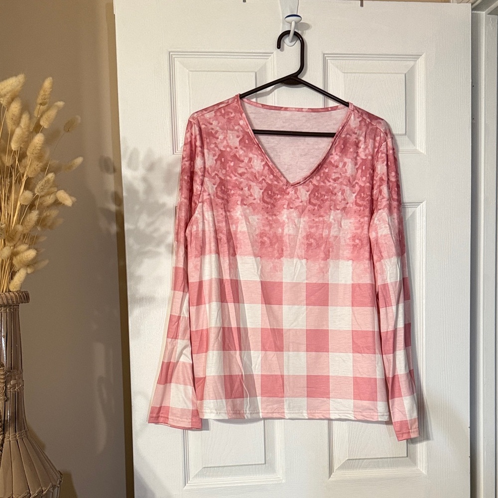 Chic Pink Patterned Long Sleeve Top